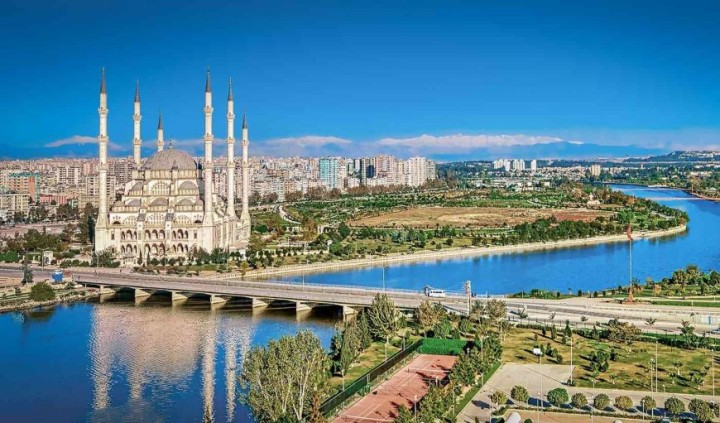 Adana'da Kentsel Dönüşüm ve Yenileme Hamlesi 2024'te Neler Oluyor?