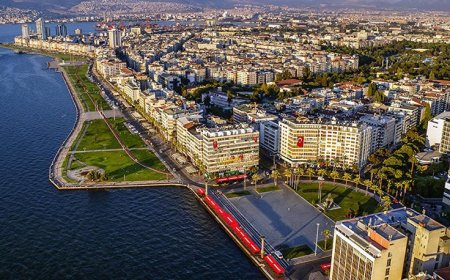 İzmir'i Yeniden İnşa Eden İBB'nin Kentsel Dönüşüm ve Yenileme Çalışmaları
